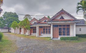 OYO 2346 Hotel Padjadjaran 1